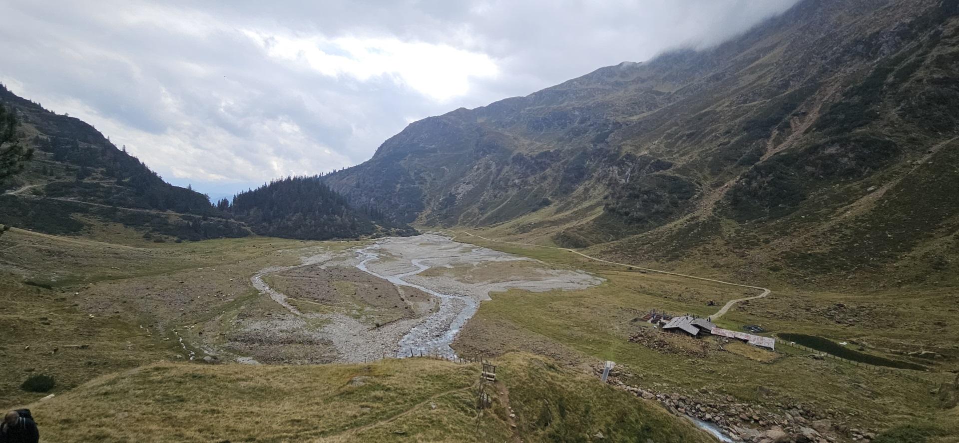 Etappe in der mittelaterlichen Bergbau-Region Ridnaun auf die schöne Agelsbodenalm in Südtirol