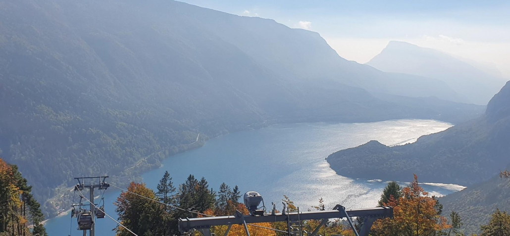 Molveno, der schönste See Italiens als Ziel der komfortablen Weitwanderwoche mit Hotel-Genuss und Gepäckstransport von Südtirol ins Trentino