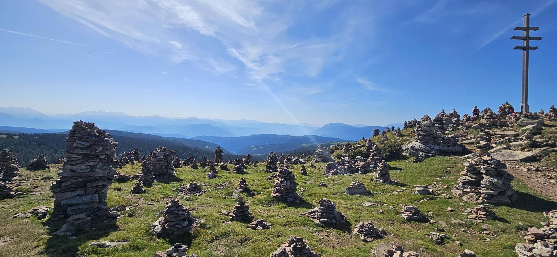 Panoramawanderung von Südtirol ins Trentino mit Wanderführer